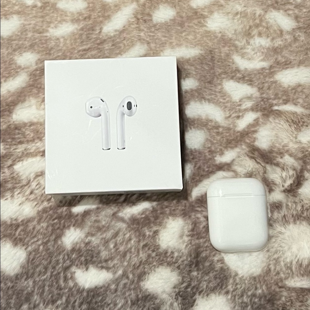 Airpods with charging case